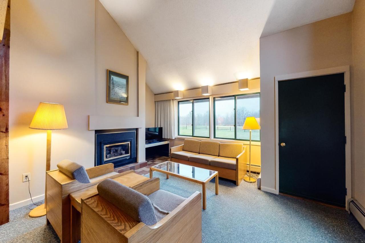 Village Green II Stowe Room photo